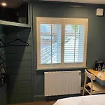 The Lemon Leaf Cafe Bar And Townhouse 4* Kinsale