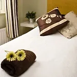 The Lemon Leaf Cafe Bar And Townhouse 4* Kinsale