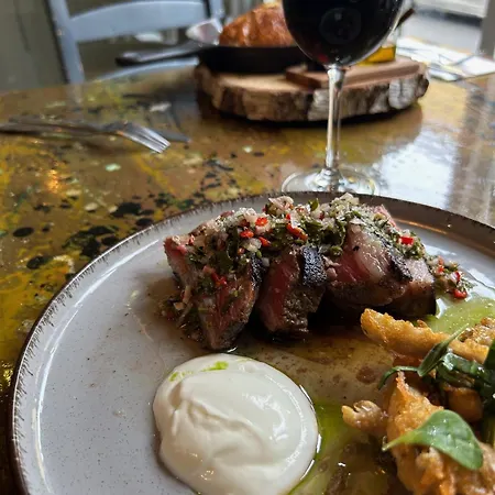 Konukevi The Lemon Leaf Cafe Bar And Townhouse Kinsale