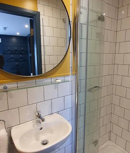 The Lemon Leaf Cafe Bar And Townhouse Gasthof Kinsale