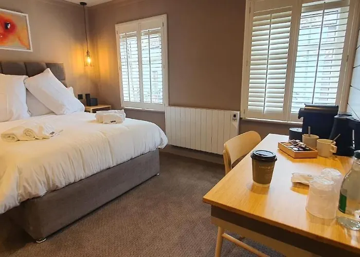 The Lemon Leaf Cafe Bar And Townhouse Gasthof 4*