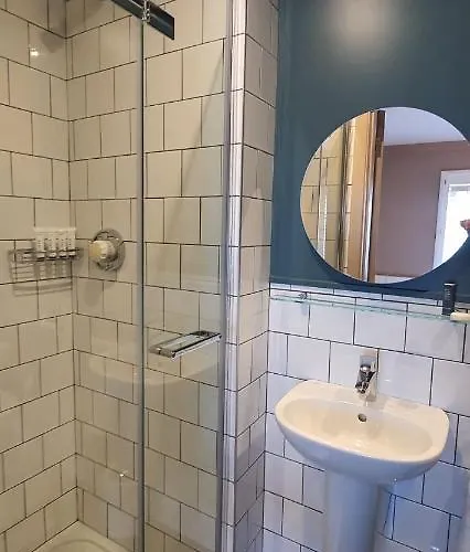 Gasthof The Lemon Leaf Cafe Bar And Townhouse Kinsale