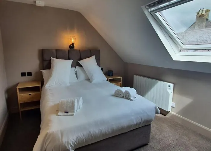 The Lemon Leaf Cafe Bar And Townhouse 4*