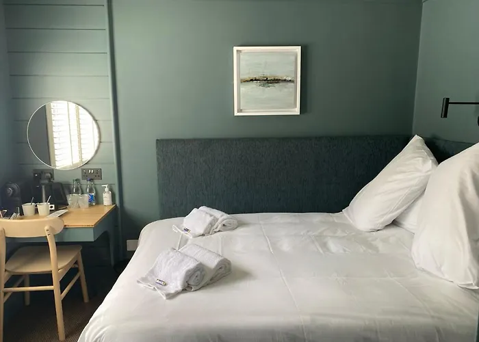 The Lemon Leaf Cafe Bar And Townhouse