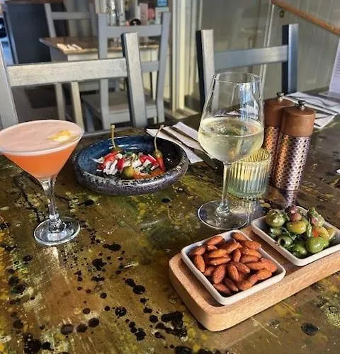 The Lemon Leaf Cafe Bar And Townhouse Kinsale