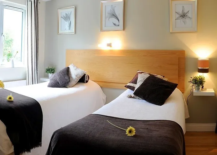 The Lemon Leaf Cafe Bar And Townhouse Gasthof 4*